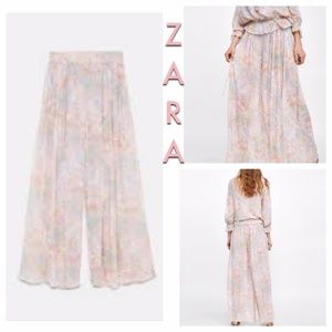 Zara Chiffon Floral Palazzo Pants Medium